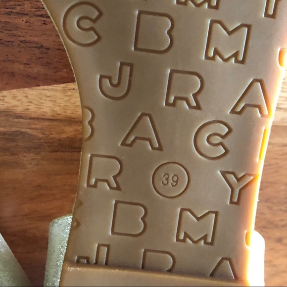 Marc Jacobs Gold Silver Open Toe Flat Sandals - Picture 8 of 8